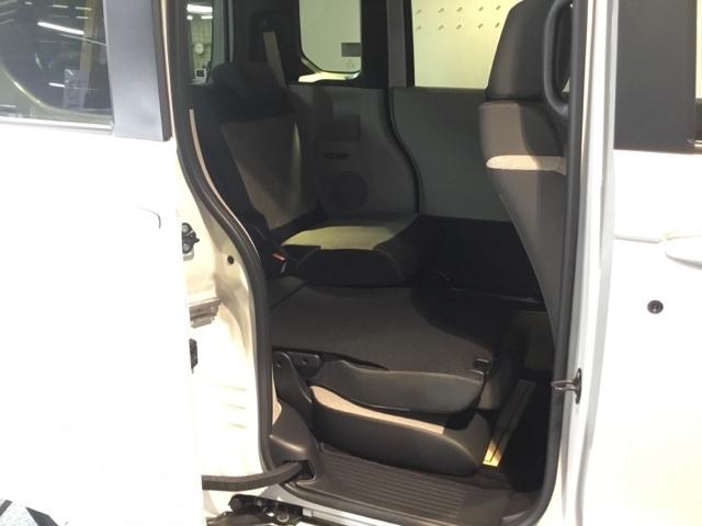 Ｎ－ＢＯＸ ベースグレード　試乗車　メモリーナビ　ドラレコ　ＥＴＣ　リアカメラ　衝突軽減システム　スマートキ－　禁煙　カーテンエアバック　イモビライザー　横滑り防止　オートクルーズ　ＬＥＤヘッドライト　キーフリー　地デジ　ＡＢＳ（13枚目）