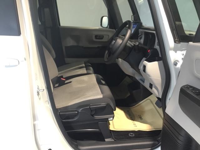 Ｎ－ＢＯＸ ベースグレード　試乗車　メモリーナビ　ドラレコ　ＥＴＣ　リアカメラ　衝突軽減システム　スマートキ－　禁煙　カーテンエアバック　イモビライザー　横滑り防止　オートクルーズ　ＬＥＤヘッドライト　キーフリー　地デジ　ＡＢＳ（17枚目）