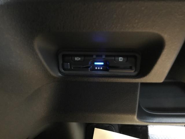 Ｎ－ＢＯＸカスタム ベースグレード　試乗車　メモリーナビ　ドラレコ　ＥＴＣ　リアカメラ　ＵＳＢ接続　ＣＭＢＳ　Ｄレコ　禁煙　ベンチシート　オートエアコン　スマートキ　ＬＥＤ　盗難防止装置　クルコン　バックカメラ　フルセグＴＶ　エアバッグ（29枚目）