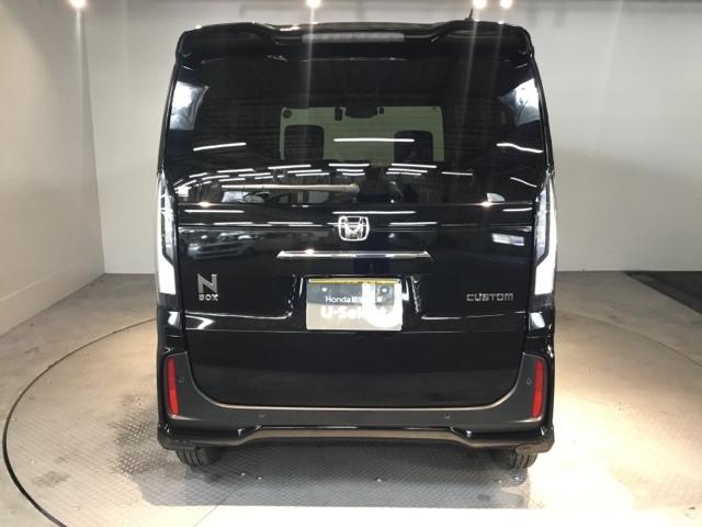 Ｎ－ＢＯＸカスタム ベースグレード　試乗車　メモリーナビ　ドラレコ　ＥＴＣ　リアカメラ　ＵＳＢ接続　ＣＭＢＳ　Ｄレコ　禁煙　ベンチシート　オートエアコン　スマートキ　ＬＥＤ　盗難防止装置　クルコン　バックカメラ　フルセグＴＶ　エアバッグ（9枚目）