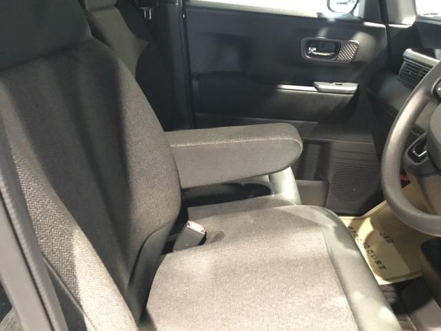 Ｎ－ＢＯＸカスタム ベースグレード　試乗車　メモリーナビ　ドラレコ　ＥＴＣ　リアカメラ　ＵＳＢ接続　ＣＭＢＳ　Ｄレコ　禁煙　ベンチシート　オートエアコン　スマートキ　ＬＥＤ　盗難防止装置　クルコン　バックカメラ　フルセグＴＶ　エアバッグ（20枚目）