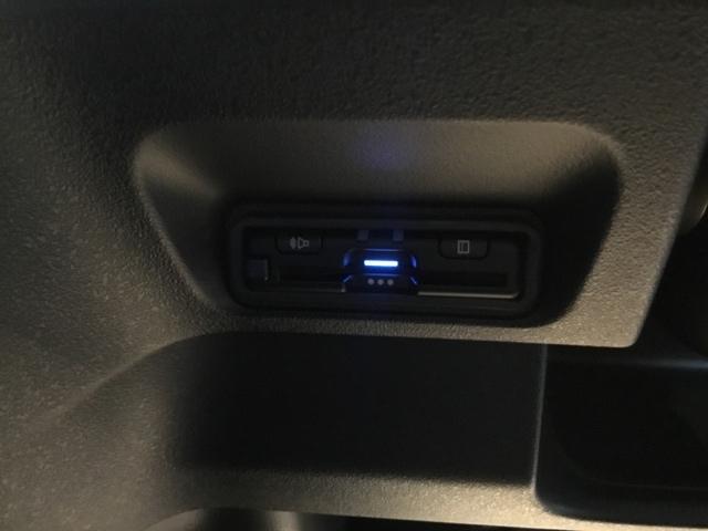 Ｎ－ＢＯＸカスタム ベースグレード　試乗車　メモリーナビ　ドラレコ　ＥＴＣ　リアカメラ　ＵＳＢ接続　ＣＭＢＳ　Ｄレコ　禁煙　ベンチシート　オートエアコン　スマートキ　ＬＥＤ　盗難防止装置　クルコン　バックカメラ　フルセグＴＶ　エアバッグ（29枚目）