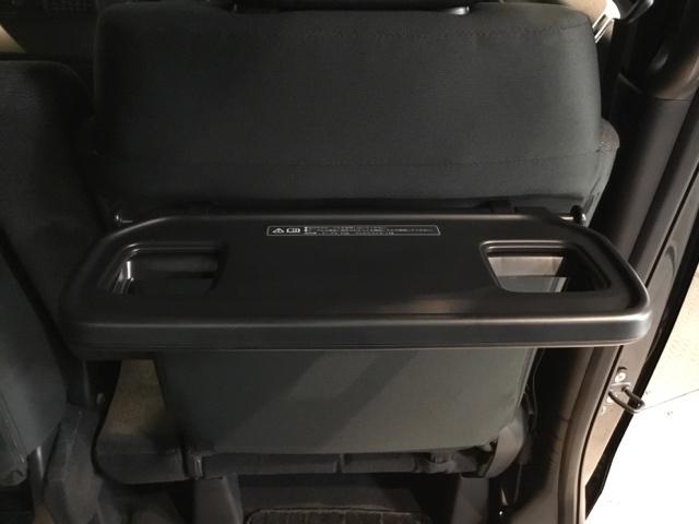 N-BOXカスタム ベースグレード 試乗車 メモリーナビ ドラレコ ETC Pソナー ナビテレビ レーダーブレーキサポート 地デジ対応 サイドエアバック 禁煙 Sヒータ スマートキー&プッシュスタート 横滑り防止 USB 盗難防止(17枚目)