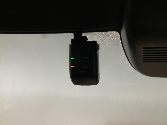 N-BOXカスタム ベースグレード 試乗車 メモリーナビ ドラレコ ETC Pソナー ナビテレビ レーダーブレーキサポート 地デジ対応 サイドエアバック 禁煙 Sヒータ スマートキー&プッシュスタート 横滑り防止 USB 盗難防止(23枚目)