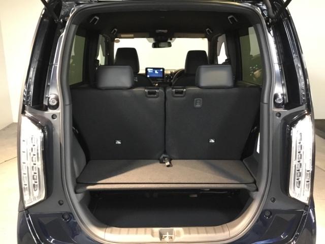 �R���p�N�g�{�f�B�[�Ȃ̂ɁA�׎��͂���ȂɍL�X�I��������ו����ς߂܂���B