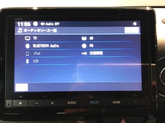 �g���������b�n�m�m�d�b�s�Ή��֗̕��ȃi�r�f�B�X�v���[�B�������̃X�}�[�g�t�H���ƘA�g���āA�i�r��a�����������������ł̉��y�Đ����\�ł��B�f�U�C���͂������A���쐫���ǍD�ł��B