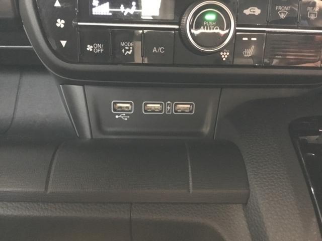 �I�[�g�G�A�R���ŁA�����̃h���C�u�����K�ɁB���x�A���ʂ������Œ������A���z�I�Ȏԓ�����񋟂��܂��B�X�}�[�g�t�H���Ȃǂ̏[�d�ɕ֗��Ȃt�r�a�W���b�N�B�^�]�Ȃ��������Ȃ�����g���₷���ł��B