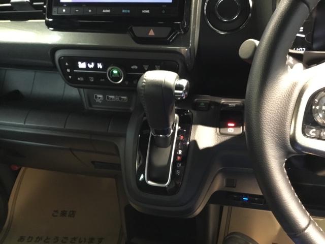 �^�]�Ȏ��ӂ̃X�}�[�g�ȃ��C�A�E�g���A����̂��₷���������B���K�ȃh���C�u���T�|�[�g���܂��B�茳�ő��삪�ł���A�d�q����p�[�L���O�u���[�L�B