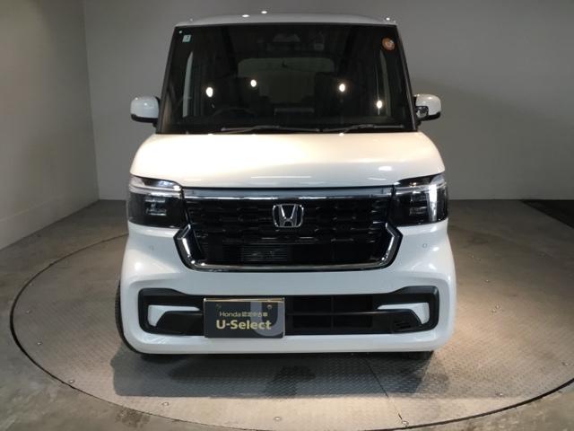 Ｎ－ＢＯＸカスタム ベースグレード　試乗車　メモリーナビ　ドラレコ　ＥＴＣ　Ｐソナー　ナビテレビ　レーダーブレーキサポート　地デジ対応　サイドエアバック　禁煙　Ｓヒータ　スマートキー＆プッシュスタート　横滑り防止　ＵＳＢ　盗難防止（6枚目）