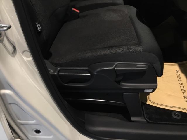 Ｎ－ＢＯＸカスタム ベースグレード　試乗車　メモリーナビ　ドラレコ　ＥＴＣ　Ｐソナー　ナビテレビ　レーダーブレーキサポート　地デジ対応　サイドエアバック　禁煙　Ｓヒータ　スマートキー＆プッシュスタート　横滑り防止　ＵＳＢ　盗難防止（18枚目）