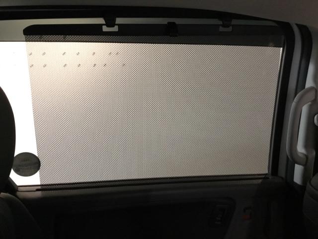 フリード Ｇ・ホンダセンシング　ディスプレイオーディオ　ＣＤ　ＥＴＣ　リアカメラ　スマートキーＰスタート　ＵＳＢ入力　盗難防止システム　横滑防止装置　ＬＥＤランプ　クルコン　パワーウインド　ウォークスルー　エアバック　三列シート（14枚目）