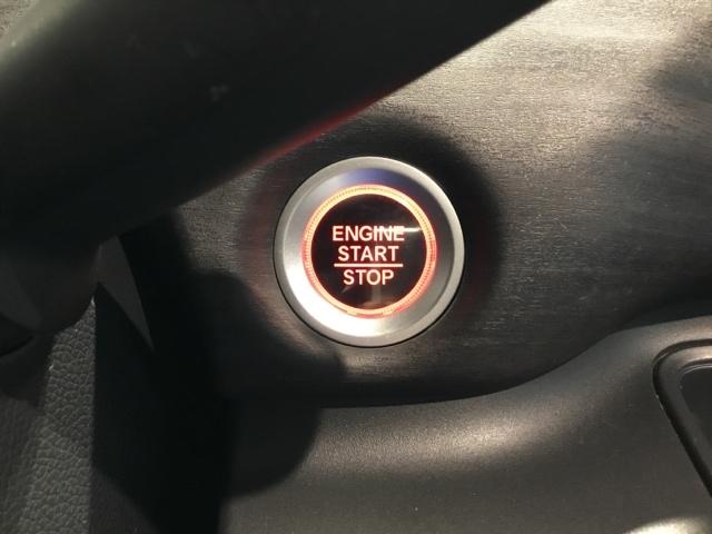 フリード Ｇ・ホンダセンシング　ディスプレイオーディオ　ＣＤ　ＥＴＣ　リアカメラ　スマートキーＰスタート　ＵＳＢ入力　盗難防止システム　横滑防止装置　ＬＥＤランプ　クルコン　パワーウインド　ウォークスルー　エアバック　三列シート（24枚目）