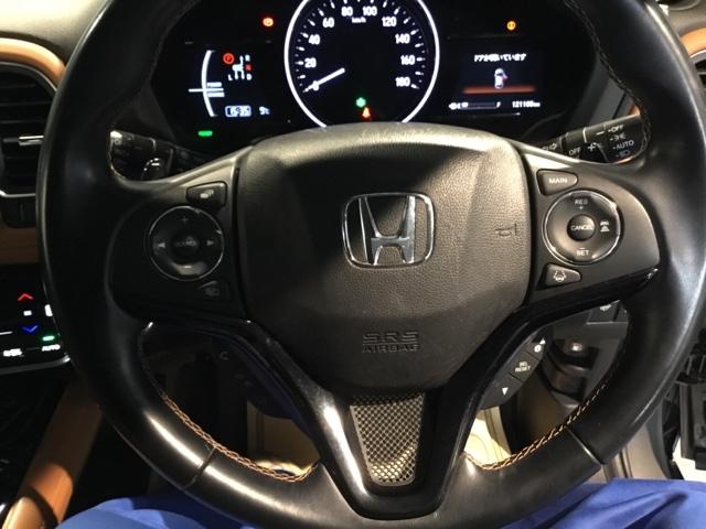 ヴェゼル ハイブリッドZ・ホンダセンシング メモリーナビ フルセグ リアカメラ ETC 助手席エアバック 軽減ブレーキ AUTOエアコン Aクルーズ 盗難防止 Wエアコン スマートキ シートH パワステ キーフリーシステム ESC ナビ&TV(3枚目)