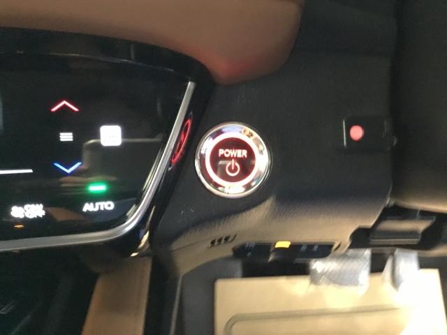 ヴェゼル ハイブリッドZ・ホンダセンシング メモリーナビ フルセグ リアカメラ ETC 助手席エアバック 軽減ブレーキ AUTOエアコン Aクルーズ 盗難防止 Wエアコン スマートキ シートH パワステ キーフリーシステム ESC ナビ&TV(24枚目)