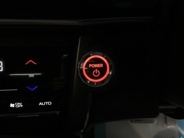 �X�}�[�g�L�[���|�P�b�g��o�b�O�ɓ��ꂽ�܂܂ŁA�L�[���������ނ��ƂȂ��{�^�������������ŃG���W�����n�����܂��B