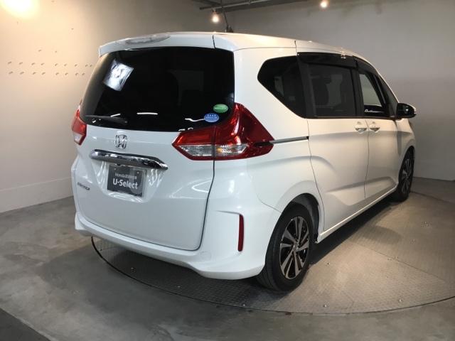 フリード Ｇ　メモリーナビ　リアカメラ　ＥＴＣ　ＤＶＤ再生機能　セキュリティアラーム　片側電動両側スライドドア　スマートキーシステム　運転席エアバッグ　ＡＣ　パワーウインド　横滑り防止　ＬＥＤライト　フルセグ（8枚目）