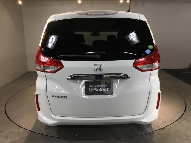 フリード Ｇ　メモリーナビ　リアカメラ　ＥＴＣ　ＤＶＤ再生機能　セキュリティアラーム　片側電動両側スライドドア　スマートキーシステム　運転席エアバッグ　ＡＣ　パワーウインド　横滑り防止　ＬＥＤライト　フルセグ（9枚目）