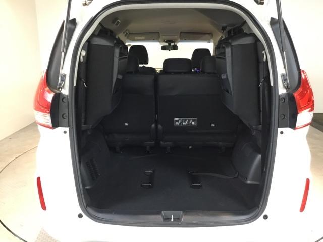 フリード Ｇ　メモリーナビ　リアカメラ　ＥＴＣ　ＤＶＤ再生機能　セキュリティアラーム　片側電動両側スライドドア　スマートキーシステム　運転席エアバッグ　ＡＣ　パワーウインド　横滑り防止　ＬＥＤライト　フルセグ（10枚目）