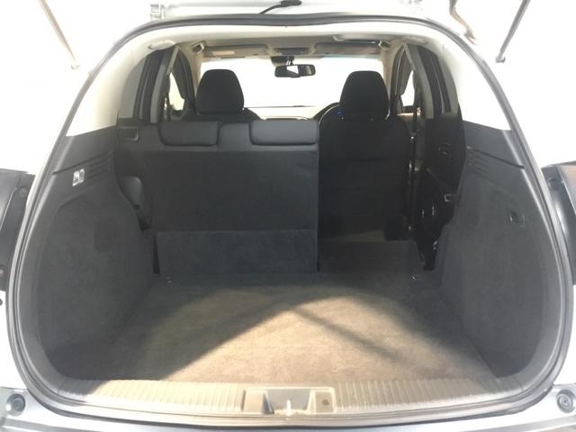 ヴェゼル ハイブリッドＸ・ホンダセンシング　メモリーナビ　ＥＴＣ　リアカメラ　地デジＴＶ　アクティブクルーズコントロール　サイドカーテンエアバック　スマートキープッシュスタート　ＬＥＤヘッドライト　横滑り防止機能　ＤＶＤ再生　ナビＴＶ　ＡＢＳ付（11枚目）