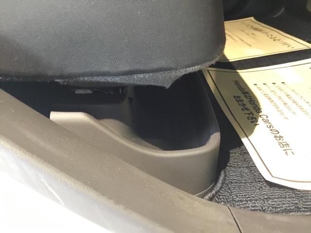 Ｎ－ＷＧＮ Ｌホンダセンシング　リアカメラ　メモリーナビ　ＥＴＣ　スマキ－　ＥＣＯＮ　パワーウインドウ　リヤカメラ　サイドエアバッグ　運転席シートヒーター　Ｗエアバッグ　横滑防止　盗難警報装置　ＬＥＤライト　コーナーセンサー　ＡＢＳ（14枚目）