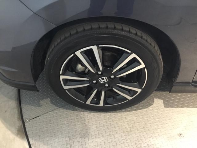 フィット ｅ：ＨＥＶＲＳ　リアカメラ　アルミホイール　ＥＴＣ　オートクルーズ　ナビＴＶ　横滑り防止機能　カーテンエアバック　盗難防止システム　ＵＳＢポート　ＤＶＤ再生　エアバック　オートエアコン　スマートキ　パワーステアリング（33枚目）