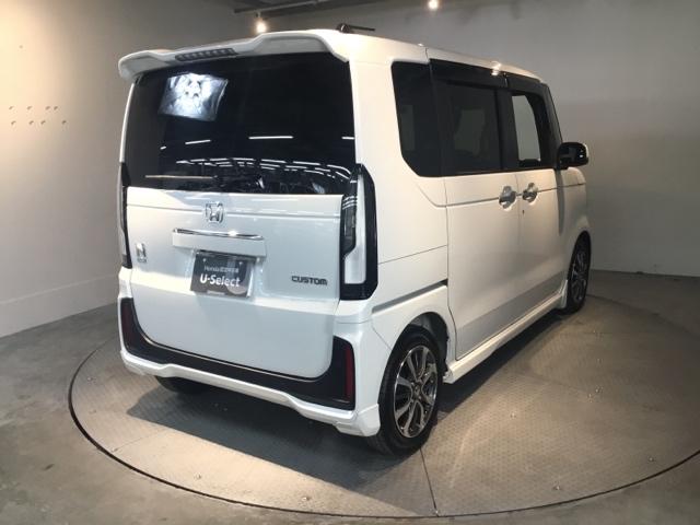 Ｎ－ＢＯＸカスタム ベースグレード　試乗車　メモリーナビ　ドラレコ　ＥＴＣ　Ｐソナー　ナビテレビ　レーダーブレーキサポート　地デジ対応　サイドエアバック　Ｓヒータ　スマートキー＆プッシュスタート　横滑り防止　ＵＳＢ　盗難防止　エアバック（8枚目）