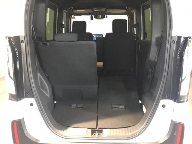 Ｎ－ＢＯＸカスタム ベースグレード　試乗車　メモリーナビ　ドラレコ　ＥＴＣ　Ｐソナー　ナビテレビ　レーダーブレーキサポート　地デジ対応　サイドエアバック　Ｓヒータ　スマートキー＆プッシュスタート　横滑り防止　ＵＳＢ　盗難防止　エアバック（11枚目）