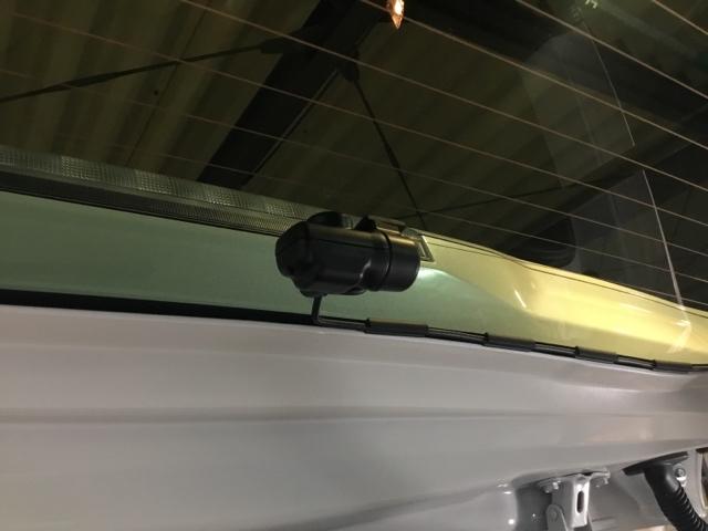 Ｎ－ＢＯＸカスタム ベースグレード　試乗車　メモリーナビ　ドラレコ　ＥＴＣ　Ｐソナー　ナビテレビ　レーダーブレーキサポート　地デジ対応　サイドエアバック　Ｓヒータ　スマートキー＆プッシュスタート　横滑り防止　ＵＳＢ　盗難防止　エアバック（12枚目）