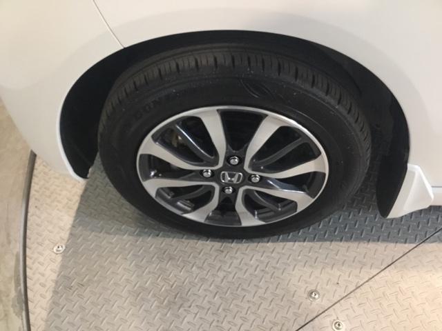 Ｎ－ＢＯＸカスタム ベースグレード　試乗車　メモリーナビ　ドラレコ　ＥＴＣ　Ｐソナー　ナビテレビ　レーダーブレーキサポート　地デジ対応　サイドエアバック　Ｓヒータ　スマートキー＆プッシュスタート　横滑り防止　ＵＳＢ　盗難防止　エアバック（37枚目）