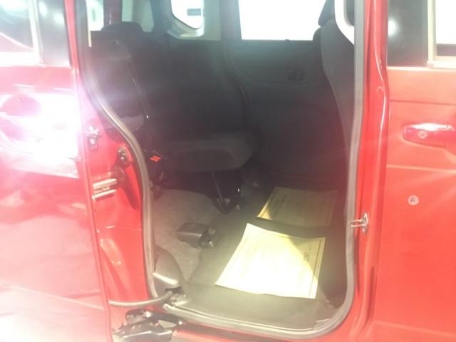 Ｎ－ＢＯＸカスタム ２トーンカラースタイルＧ・Ｌパッケージ　メモリーナビ　ＤＶＤ　ＣＤ　リアカメラ　キーフリー　イモビライザー　ワンセグ　ナビ＆ＴＶ　パワーステアリング　Ｗエアバック　横滑り防止　オートエアコン　ＡＢＳ　両側スライド片側電動ドア　ベンチシート（14枚目）
