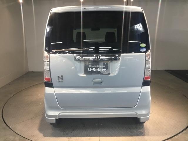 Ｎ－ＢＯＸ Ｇ・Ｌパッケージ　メモリーナビ　フルセグ　ＥＴＣ　リアカメラ　バックカメラ付　ＷＡＢ　キーフリーシステム　イモビ　ＰＳ　ＶＳＣ　ＴＶナビ　スマートキー・プッシュスタート　フルオートエアコン　ＤＶＤ再生可能　ベンチシート（9枚目）