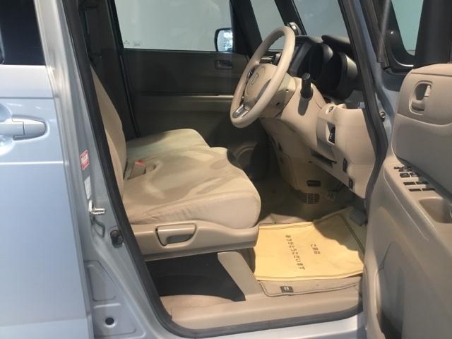 Ｎ－ＢＯＸ Ｇ・Ｌパッケージ　メモリーナビ　フルセグ　ＥＴＣ　リアカメラ　バックカメラ付　ＷＡＢ　キーフリーシステム　イモビ　ＰＳ　ＶＳＣ　ＴＶナビ　スマートキー・プッシュスタート　フルオートエアコン　ＤＶＤ再生可能　ベンチシート（17枚目）