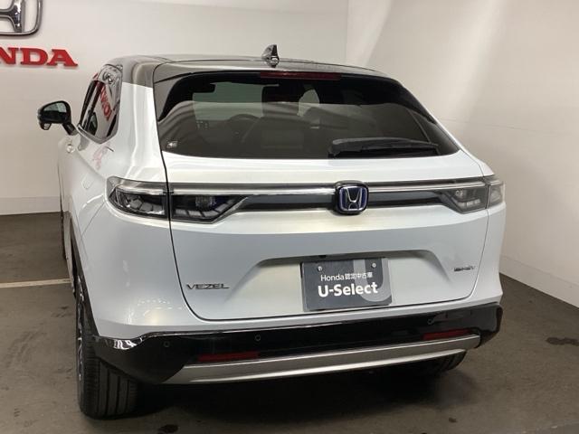 ヴェゼル e:HEVPLaY メモリーナビ フルセグ 全周囲カメラ ETC ドラレコ 前後センサー カーテンエアバック イモビ シ-トヒ-タ- 衝突軽減装置 LEDヘッドランプ キーレスエントリー フルオートエアコン Rカメラ(8枚目)