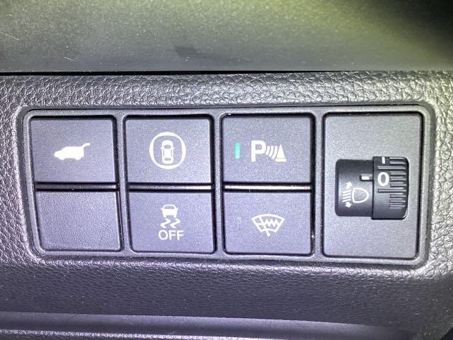 ヴェゼル e:HEVPLaY メモリーナビ フルセグ 全周囲カメラ ETC ドラレコ 前後センサー カーテンエアバック イモビ シ-トヒ-タ- 衝突軽減装置 LEDヘッドランプ キーレスエントリー フルオートエアコン Rカメラ(32枚目)