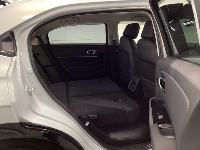 ヴェゼル e:HEVZ メモリーナビ フルセグ リアカメラ ETC ドラレコ Sヒータ 電動テールゲート サイドエアバッグ 後カメラ 前後障害物センサー 横滑防止装置 エアコン LEDヘットライト パワステ USB接続(3枚目)