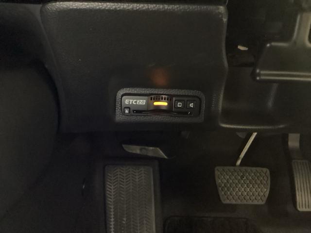 ヴェゼル e:HEVZ メモリーナビ フルセグ リアカメラ ETC ドラレコ Sヒータ 電動テールゲート サイドエアバッグ 後カメラ 前後障害物センサー 横滑防止装置 エアコン LEDヘットライト パワステ USB接続(12枚目)