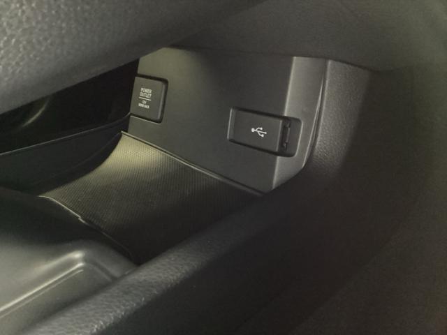 �t�r�a�`���[�W���[���ځB�X�}�[�g�t�H����^�u���b�g�[���Ȃǂ̏[�d�ɂƂĂ��֗��ł��B