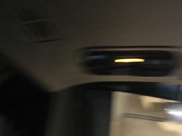 ヴェゼル ハイブリッドＺ・ホンダセンシング　リアカメラ　メモリーナビ　ＥＴＣ　両席エアバック　追突被害軽減ブレーキ　ＬＥＤヘットライト　スマートキープッシュスタート　整備記録簿　ＡＡＣ　盗難防止装置　キーフリー　ＡＢＳ　ナビ＆ＴＶ　ＶＳＡ（24枚目）