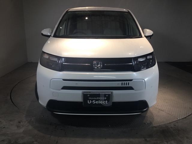 フリード エアー　両側電動スライドドア　ＥＴＣ　リアカメラ　スマ－トキ－　左右電動スライドドア　パワーウィンドウ　エアバック　サイドカーテンエアバック　クルコン　横滑り防止　フルオートエアコン　キーレス　リヤカメラ（6枚目）