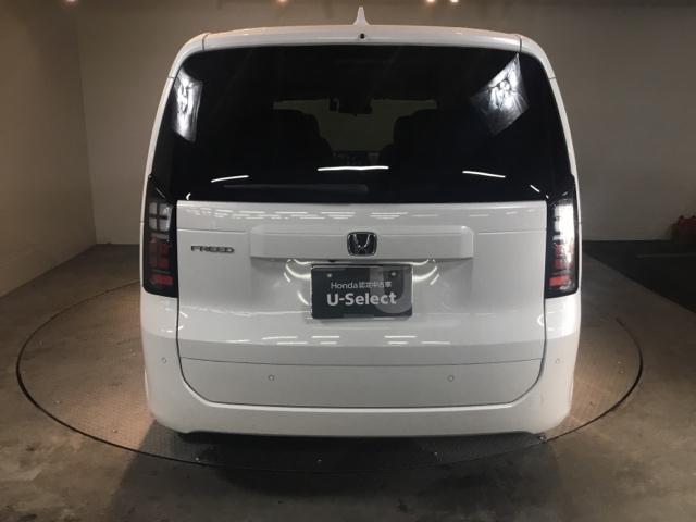 フリード エアー　両側電動スライドドア　ＥＴＣ　リアカメラ　スマ－トキ－　左右電動スライドドア　パワーウィンドウ　エアバック　サイドカーテンエアバック　クルコン　横滑り防止　フルオートエアコン　キーレス　リヤカメラ（9枚目）