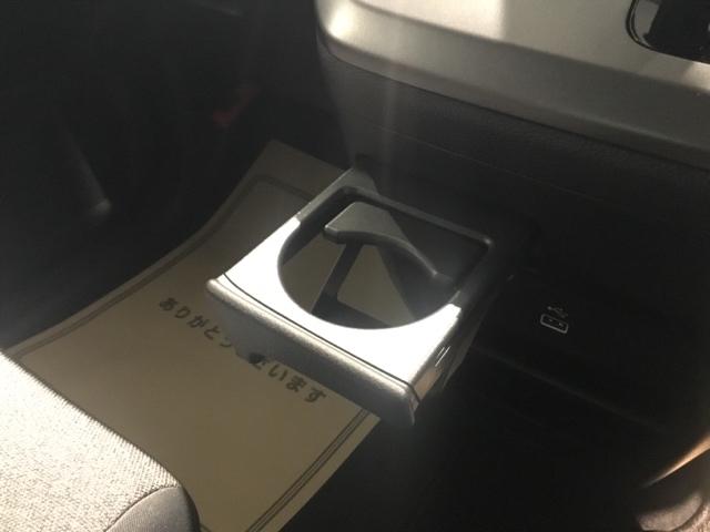 フリード エアー　両側電動スライドドア　ＥＴＣ　リアカメラ　スマ－トキ－　左右電動スライドドア　パワーウィンドウ　エアバック　サイドカーテンエアバック　クルコン　横滑り防止　フルオートエアコン　キーレス　リヤカメラ（26枚目）