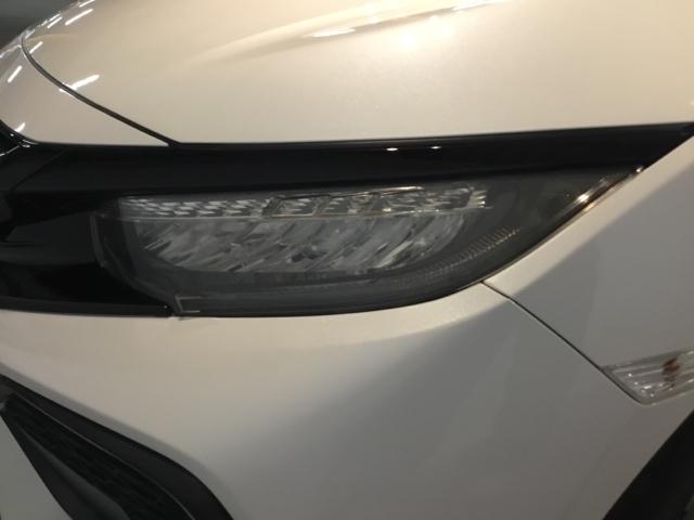 �w�b�h���C�g�͏ȓd�́A�����ۂ����Ŗ��邢�k�d�c�w�b�h���C�g�ł��B��Ԃ�J�V���ɂ����E�𖾂邭�Ƃ炵�Ă���܂��B