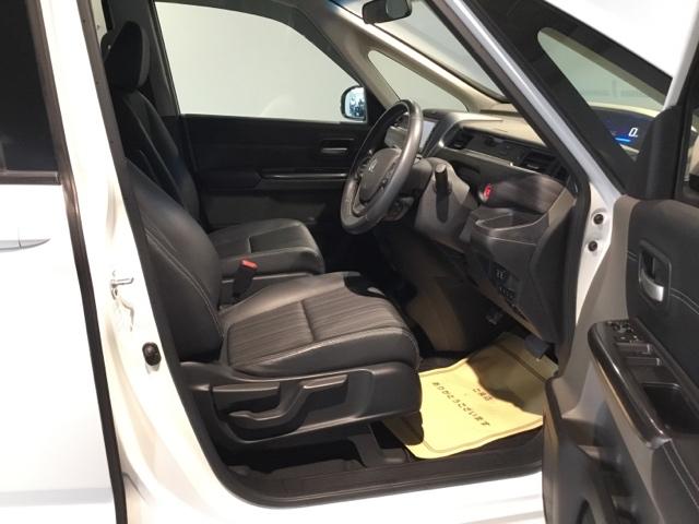 フリード Ｇ・ホンダセンシング　両側電動スライドドア　リアカメラ　ＥＴＣ　Ｗ電動ドア　キーフリ　スマートキーシステム　カーテンエアバッグ　イモビ　カラーバックモニター　横滑防止装置　ＬＥＤランプ　整備点検記録簿　エアコン　クルコン（15枚目）