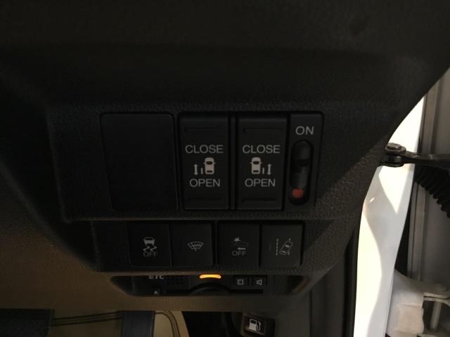 フリード Ｇ・ホンダセンシング　両側電動スライドドア　リアカメラ　ＥＴＣ　Ｗ電動ドア　キーフリ　スマートキーシステム　カーテンエアバッグ　イモビ　カラーバックモニター　横滑防止装置　ＬＥＤランプ　整備点検記録簿　エアコン　クルコン（24枚目）