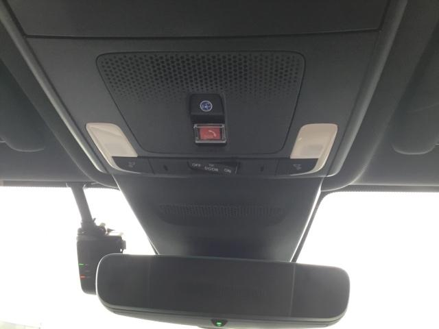 �g���������b�n�m�m�d�b�s�T�[�r�X�Ή��Ԃł��B�g���������b�n�m�m�d�b�s�p�ً}�ʕ�{�^���^�g���u���T�|�[�g�{�^�����t���Ă��܂��B