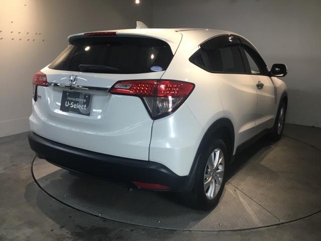 ヴェゼル Ｘ・ホンダセンシング　メモリーナビ　リアカメラ　ＥＴＣ　地デジチューナー　ＵＳＢポート　ＬＥＤヘッド　Ｗエアバッグ　リヤカメ　オートエアコン　パワステ　整備記録簿　アクティブクルーズコントロール　盗難防止　ナビＴＶ　Ｄレコ（8枚目）