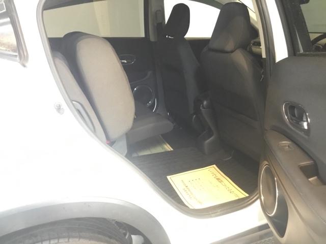 ヴェゼル Ｘ・ホンダセンシング　メモリーナビ　リアカメラ　ＥＴＣ　地デジチューナー　ＵＳＢポート　ＬＥＤヘッド　Ｗエアバッグ　リヤカメ　オートエアコン　パワステ　整備記録簿　アクティブクルーズコントロール　盗難防止　ナビＴＶ　Ｄレコ（14枚目）