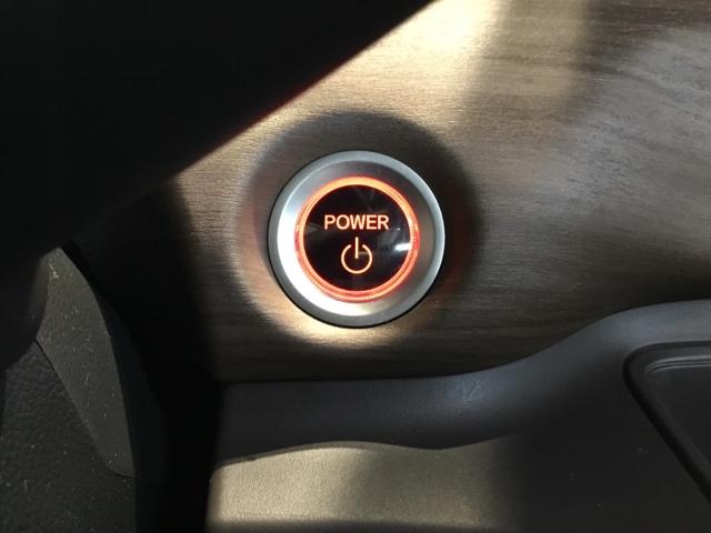 �X�}�[�g�L�[���|�P�b�g��o�b�O�ɓ��ꂽ�܂܂ŁA�L�[���������ނ��ƂȂ��{�^�������������ŃG���W�����n�����܂��B