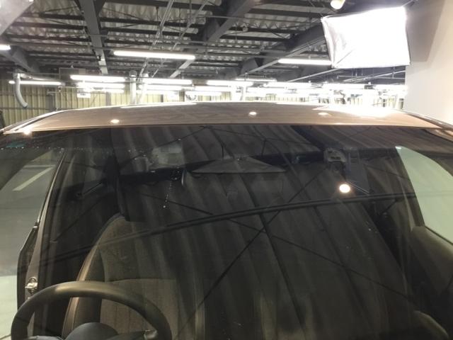 フィット ホーム　メモリーナビ　フルセグ　リアカメラ　ＥＴＣ　衝突軽減Ｂ　前後ソナー　横滑り防止装置　ＤＶＤ再生可　記録簿　ドラレコ　ＵＳＢ　クルーズコントロール　オートエアコン　ＬＥＤヘッドライト　盗難防止装置（29枚目）