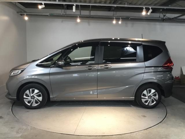 フリードハイブリッド ハイブリッド・G シートヒーター 両側電動スライドドア レーダーブレーキサポート 地デジフルセグ イモビ 両側オートスライドドア キーレス ESC 三列シート ETC付き クルーズコントロール パワーウインドウ 記録簿(7枚目)